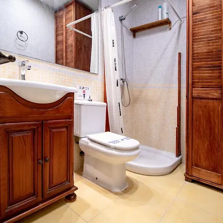Estudio Del Populo - Apartment